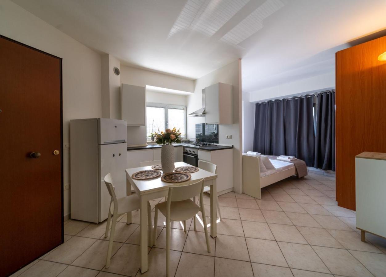 צ'סנטיקו Residence Alessandra מראה חיצוני תמונה
