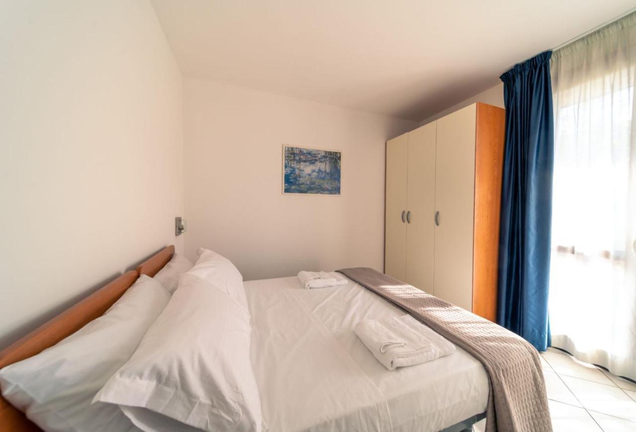 צ'סנטיקו Residence Alessandra מראה חיצוני תמונה