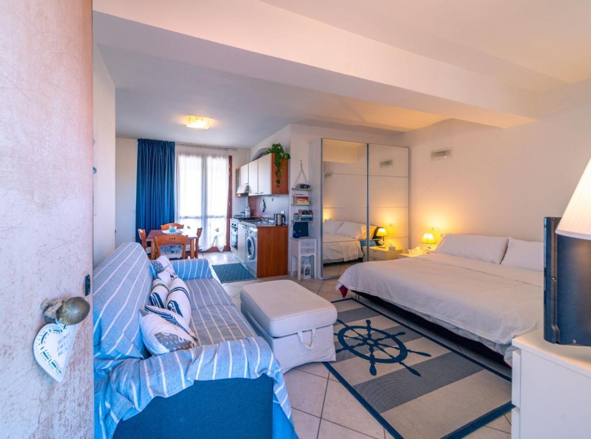 צ'סנטיקו Residence Alessandra מראה חיצוני תמונה