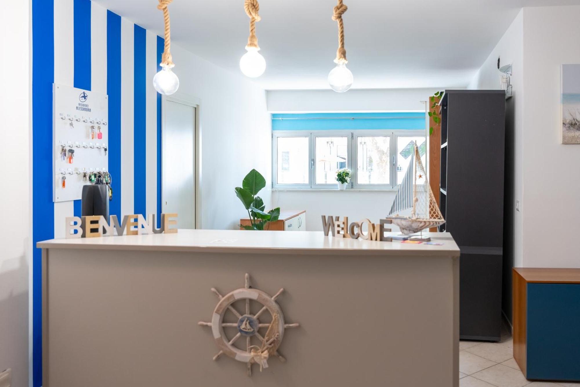 צ'סנטיקו Residence Alessandra מראה חיצוני תמונה